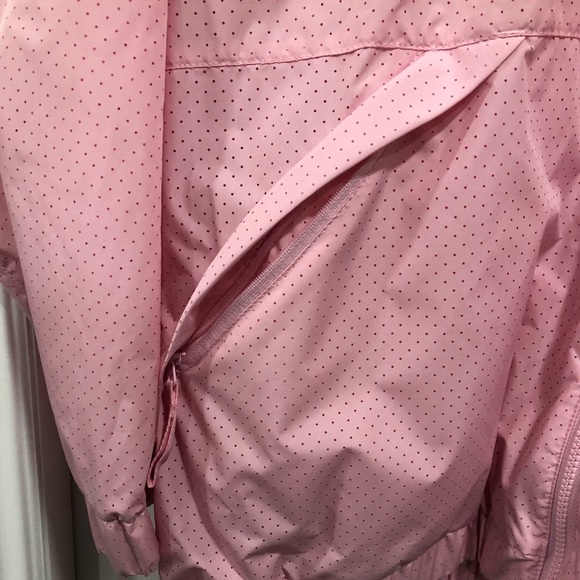 Helly Hansen perforated windbreaker - Picture 3 of 5